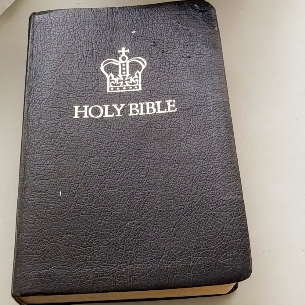 1985 King James Bible